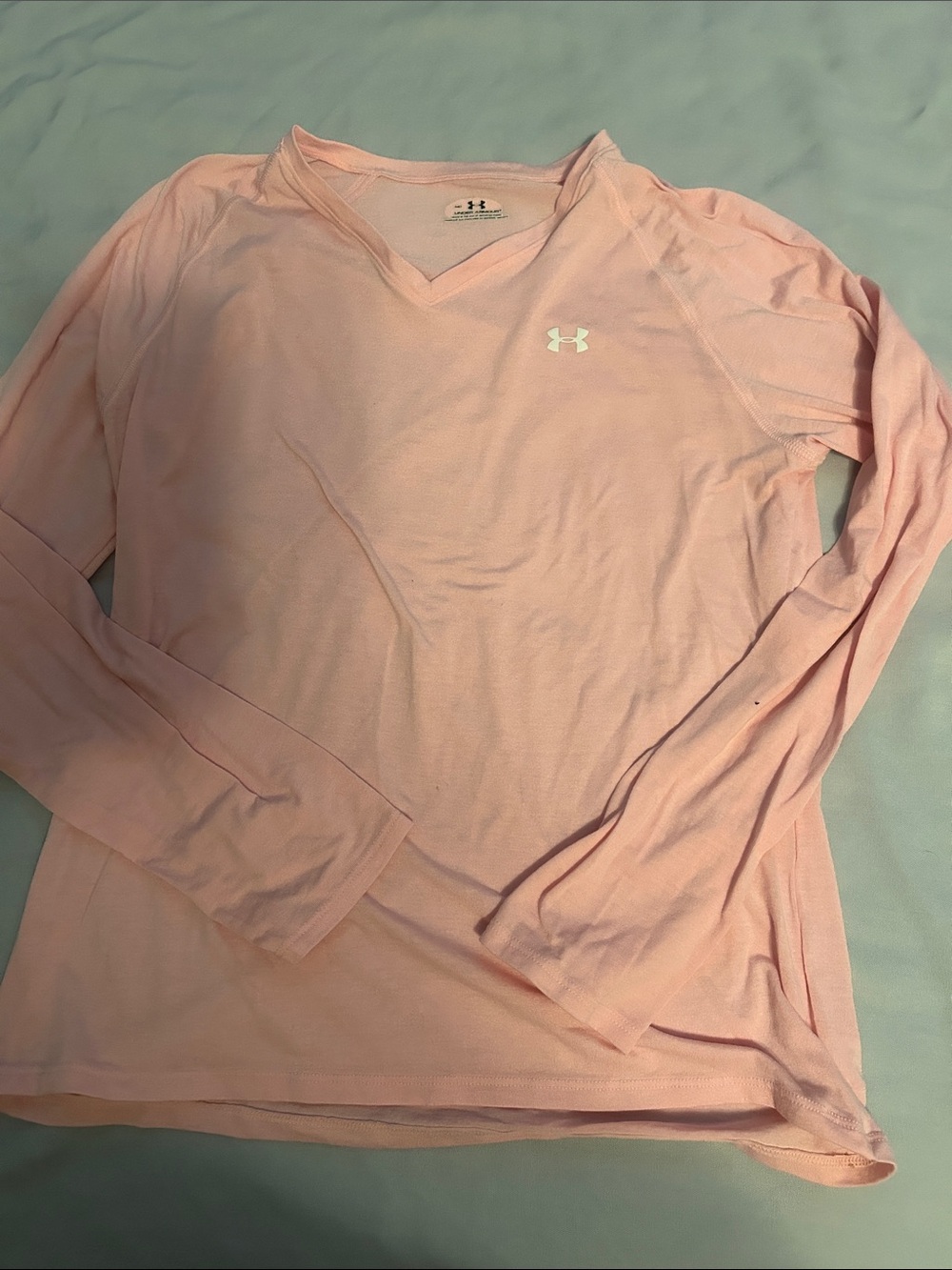 Under Armour Women’s Light Pink Long-Sleeve V-Neck Performance Top